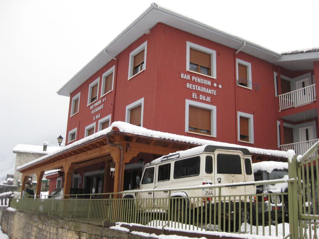 Hostal El Duje Tielve Esterno foto